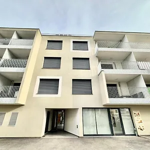  Apartment 10 Minutes To The Center, 2 Minutes To The Metro
